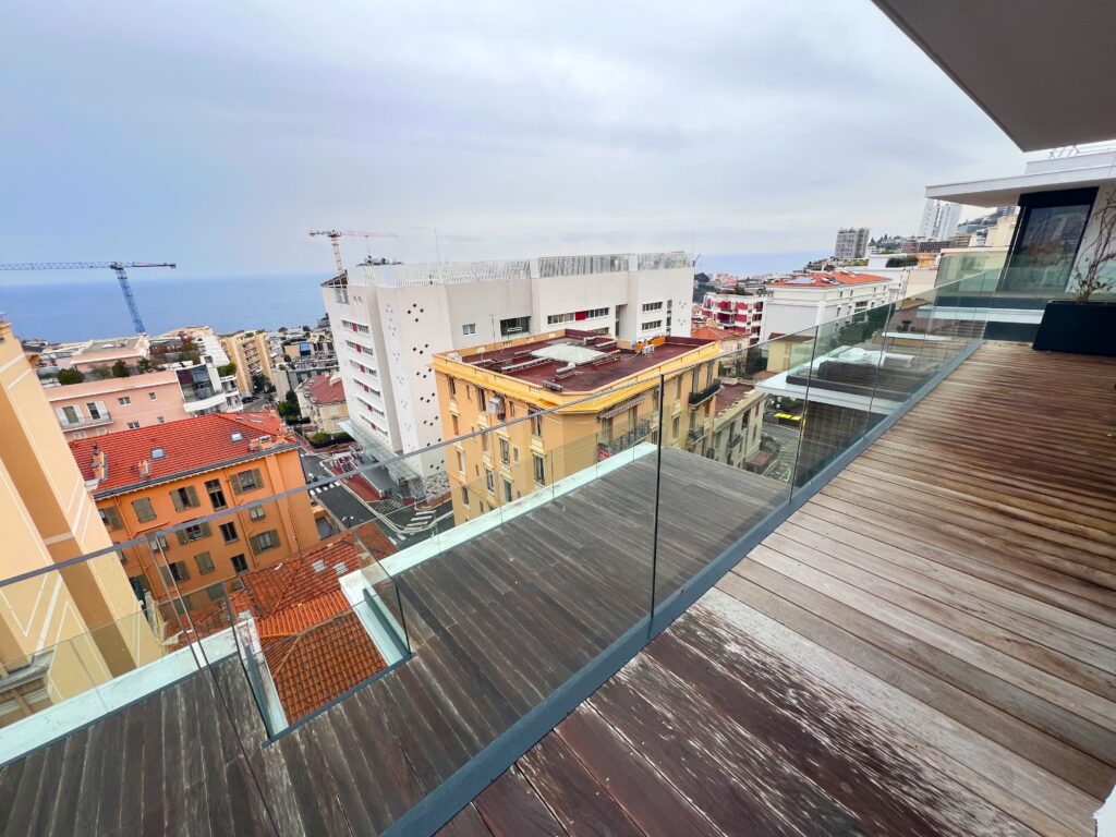 Roof terrace, border Monaco ISM Property