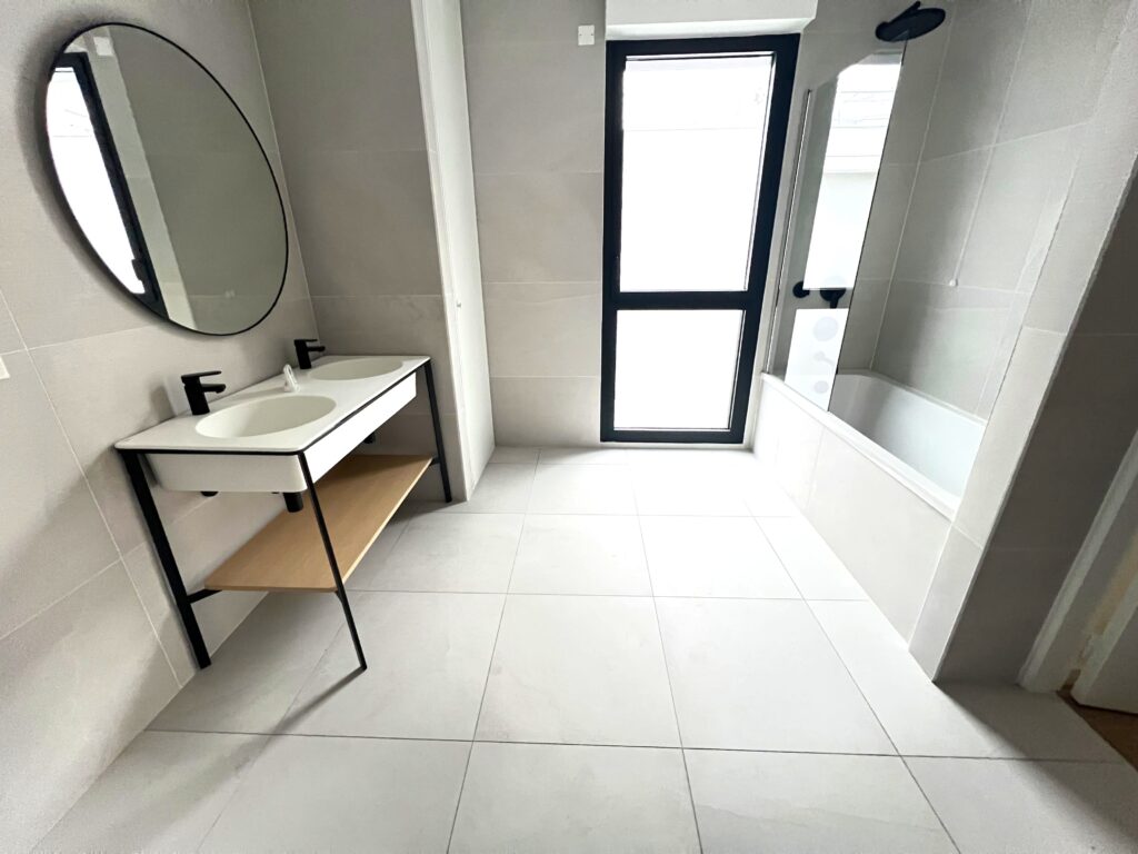 Roof terrace, border Monaco ISM Property