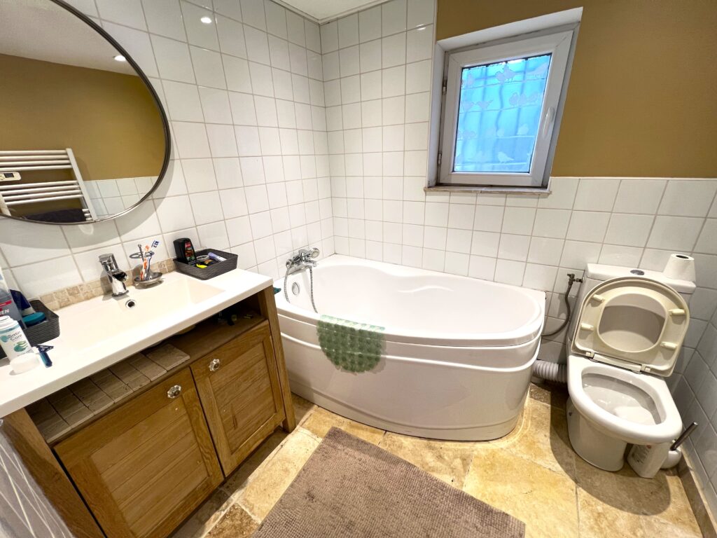 Vue , calme , Borrigo ISM Property