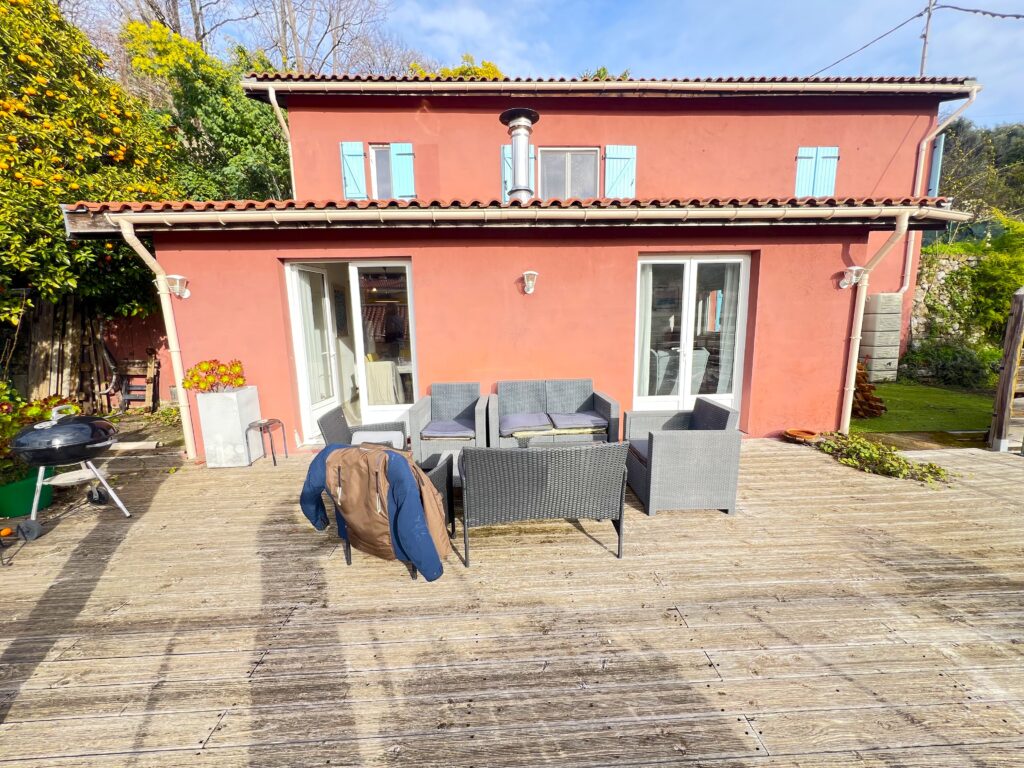 Vue , calme , Borrigo ISM Property