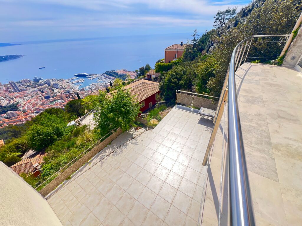 Widok na MONACO, 300m² villa ISM Property