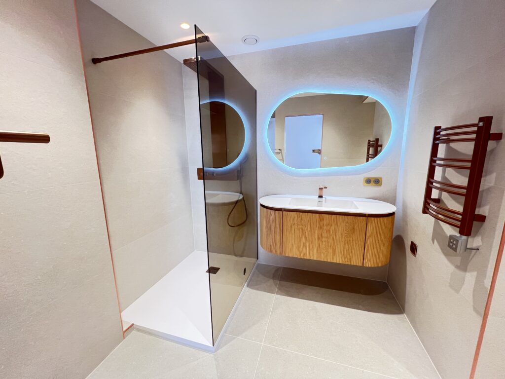 Fantastic sea view , terraces , border MONACO ISM Property