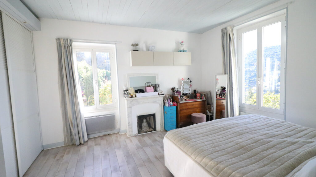 La Turbie , view owe the green hills ISM Property