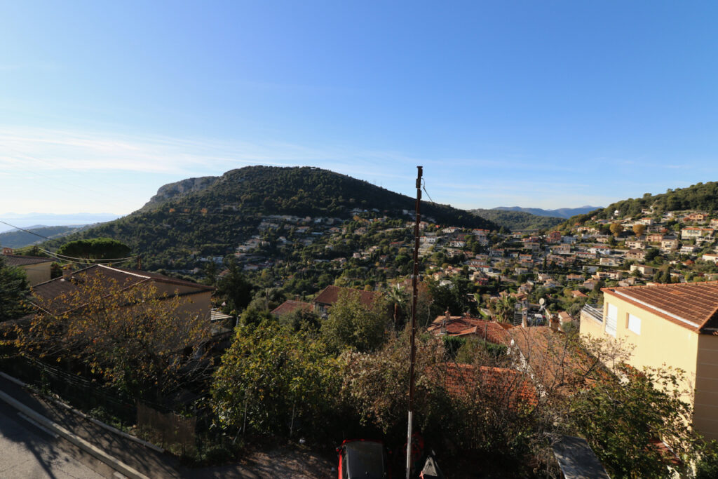 La Turbie , view owe the green hills ISM Property
