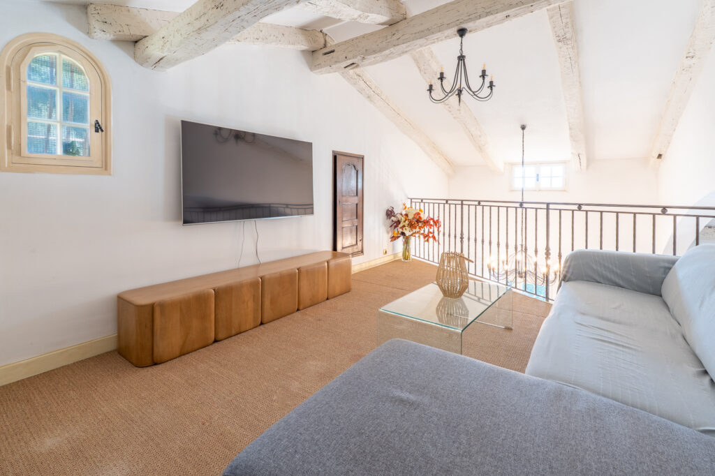 Proche Monaco, basse La Turbie, jardin plat ISM Property