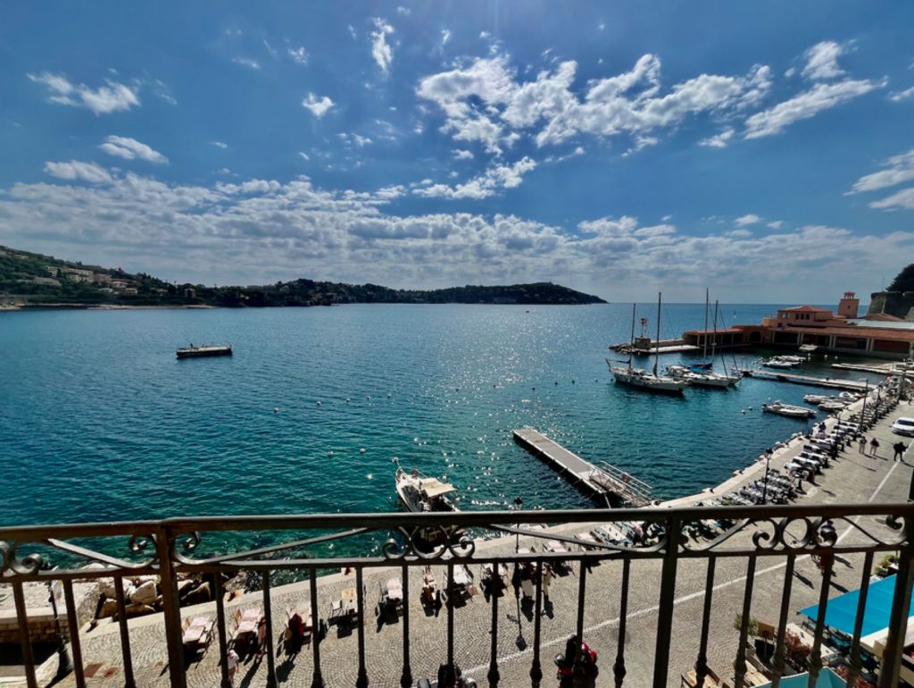 border beaches, open sea view ISM Property