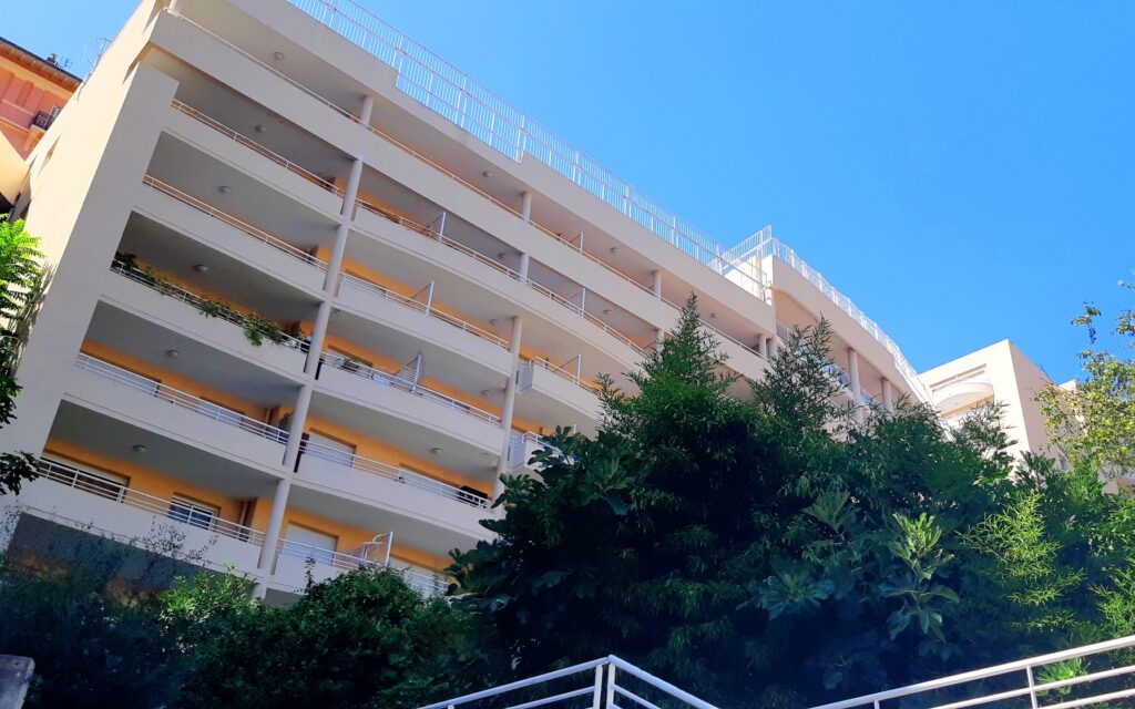 Limitrophe MONACO,garage, terrasse ISM Property